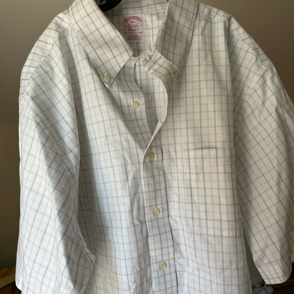 NWT 16.5 (L/XL) men’s Brooks Brothers White windowpane Shirt short sleeve